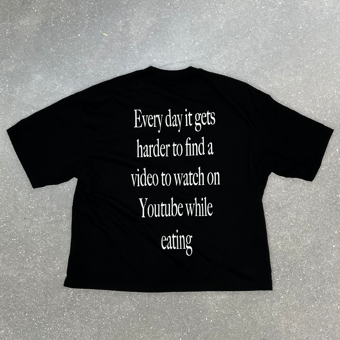 YouTube while eating TS01